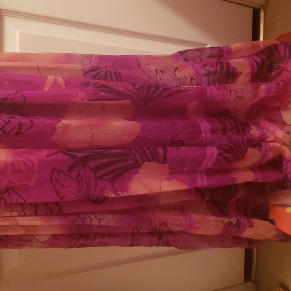 Women Plus Size Floral Print 2 pc Design Dress . - Picture 4 of 9